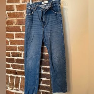 Abercrombie & Fitch Ankle Straight Ultra High Rise Jeans